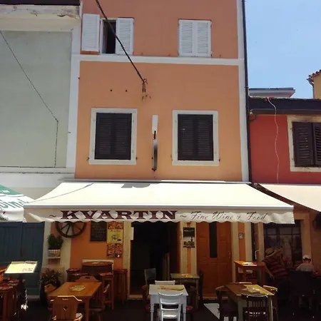 Kvartin Guest house